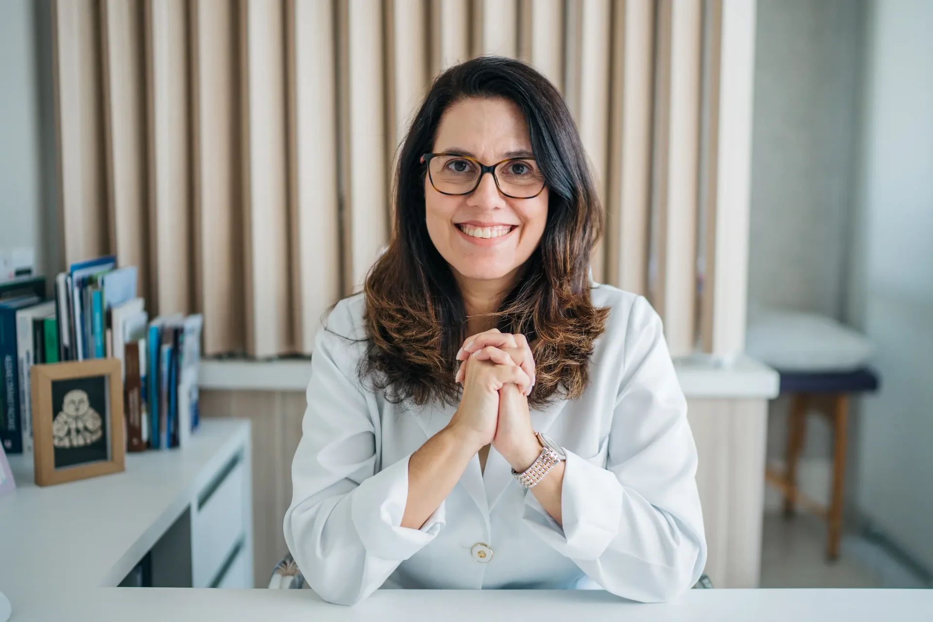 Dra. Lucília de Brito Tavares - Médica Especialista em Acupuntura e Medicina da Dor